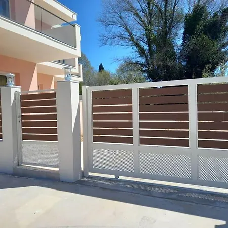 Apartment Avra-3 Luxury